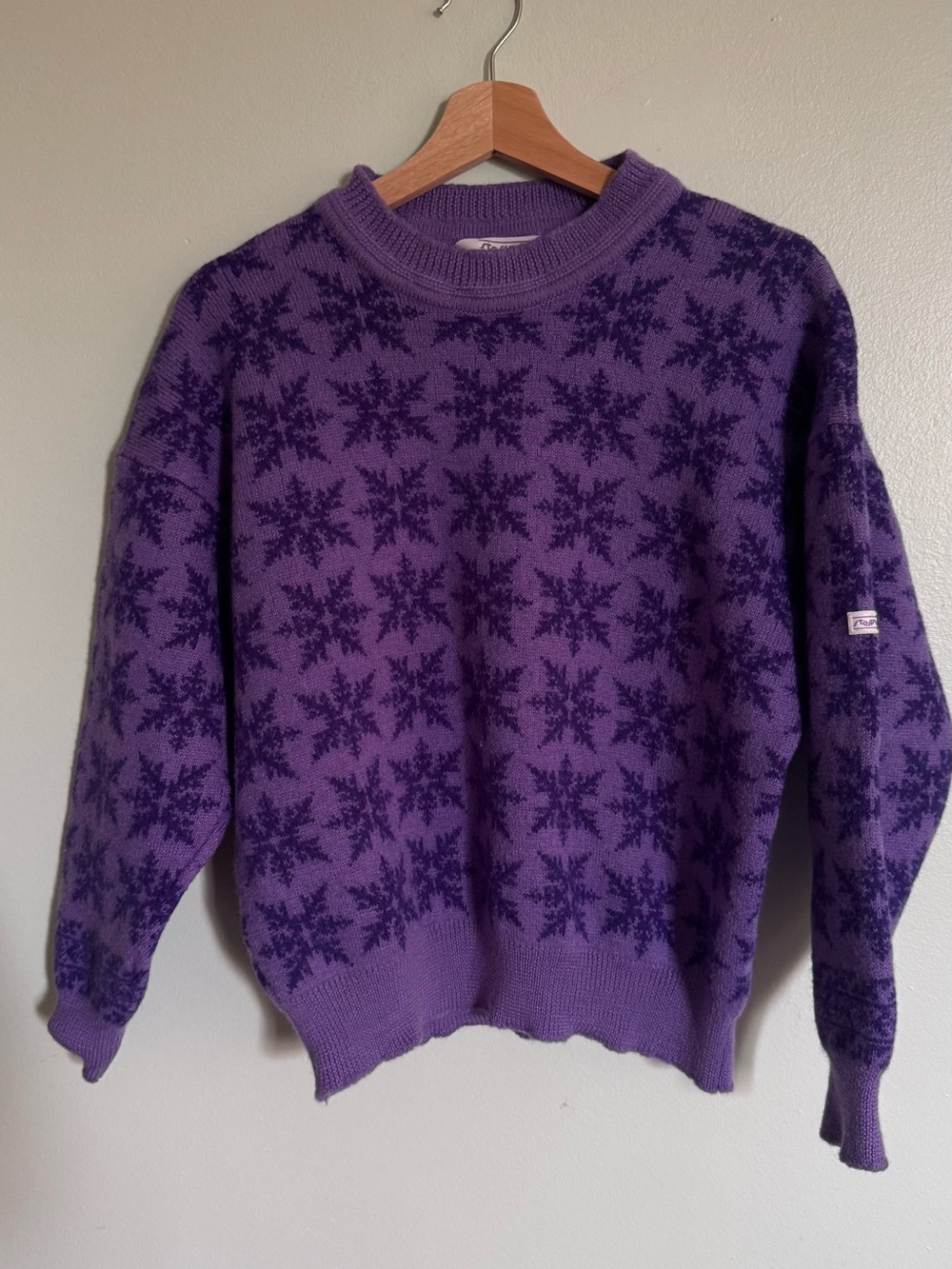 Crewneck Purple Snowflake Knit Sweater - Women's